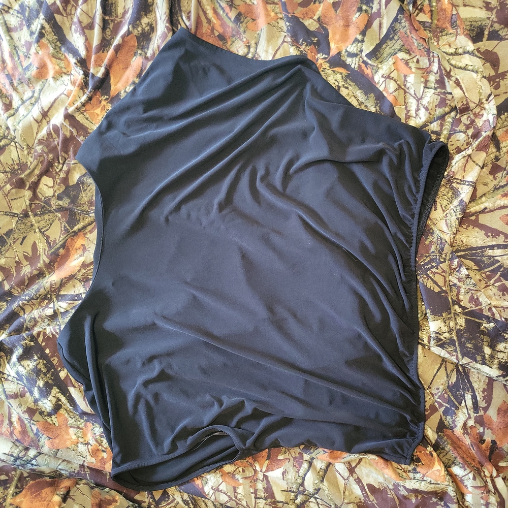 Open back VS blouse